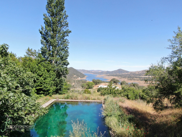 Preciosa finca en Cazalla de la Sierra