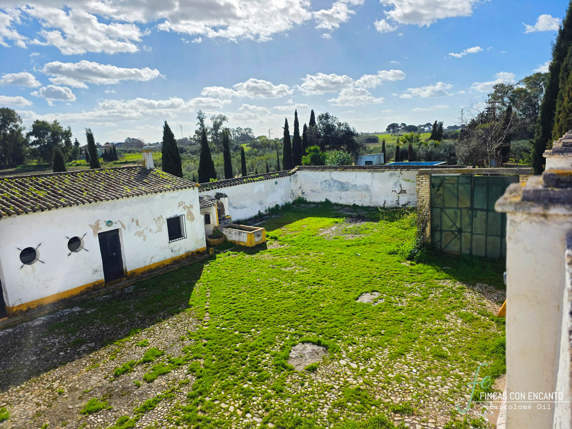 Vista aérea del patio principal
